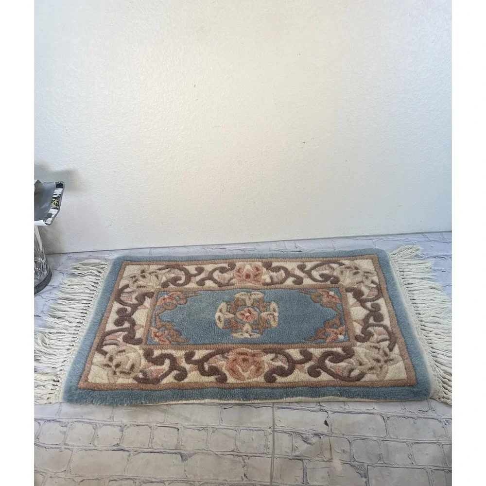 vtg Chinese Abbuson hand tufted high grade wool area rug blue peach 38 x 17